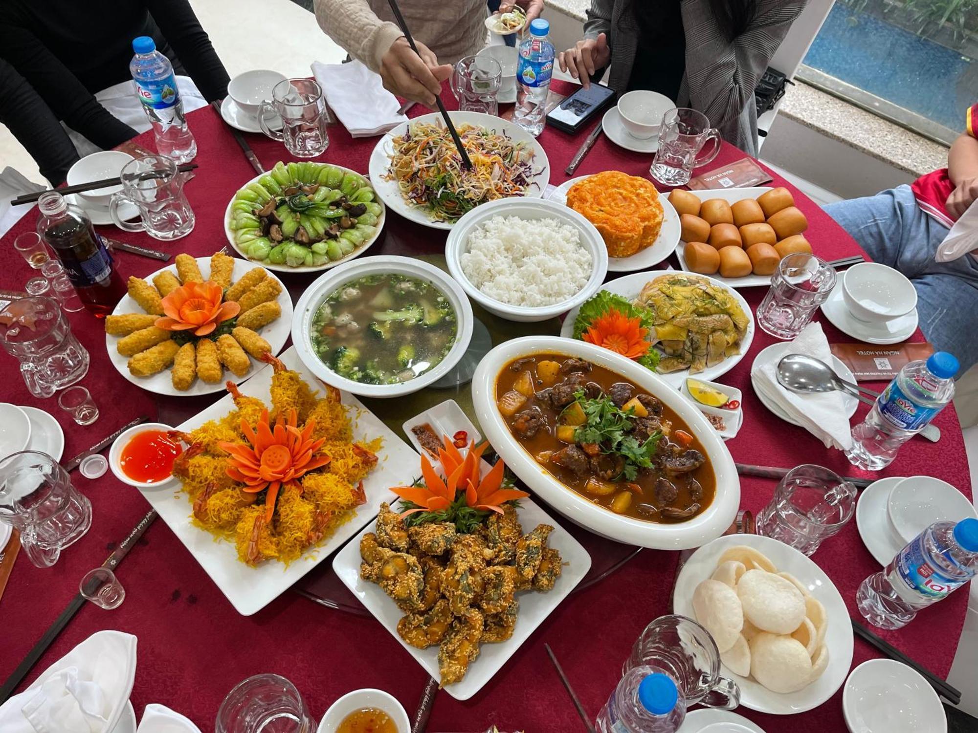 Dai Tiet Ngan Ha Hotel מראה חיצוני תמונה